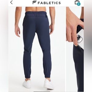 Fabletics ‘The One’ Jogger - Classic Navy - Sz Small - 27” Short Length 
Mint!